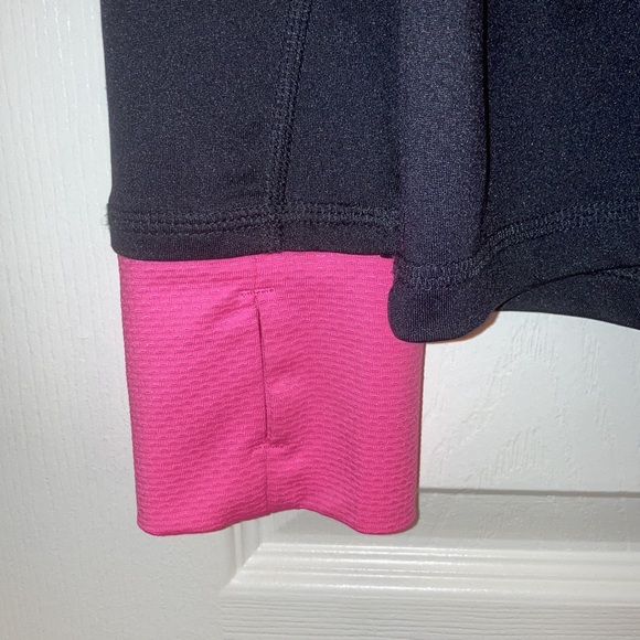 Pink & black XL tek gear longsleeve workout shirt - Picture 3 of 4